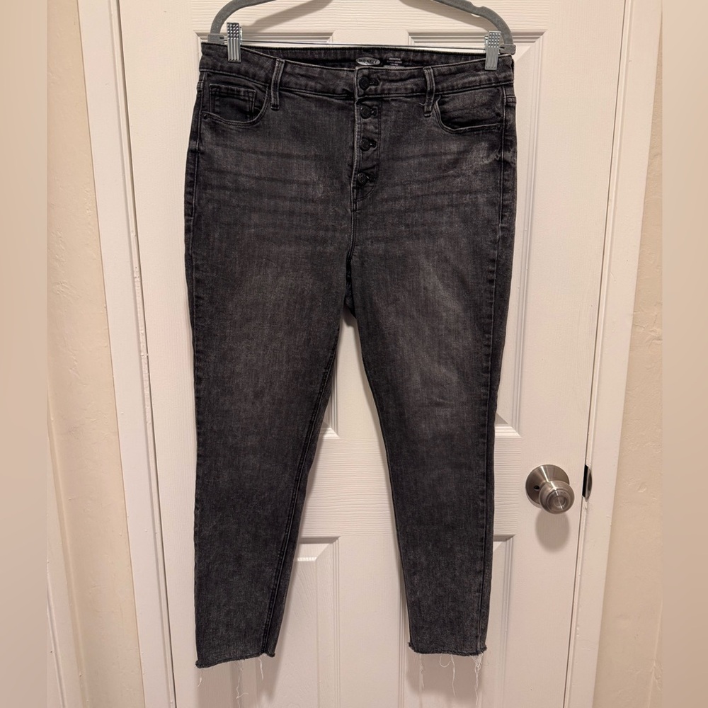 Old Navy Rockstar Super Skinny Jeans – Black/Gray Wash